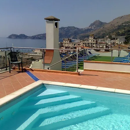 Delle Palme 3* Letojanni